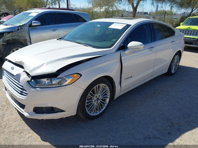 Ford Fusion Hybrid Se 2014 3FA6P0LU6ER121469 Image 2