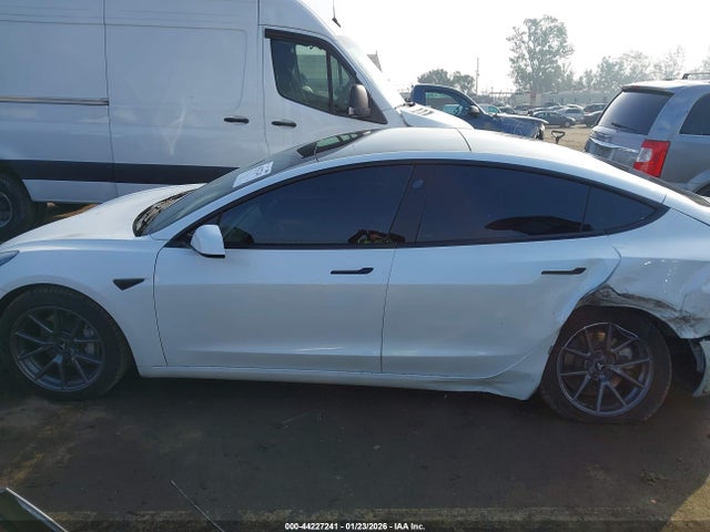 5YJ3E1EAXMF095762 Tesla Model 3 Standard Range Plus Rear-wheel Drive