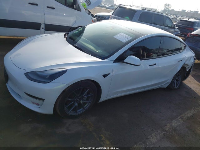 2021 TESLA MODEL 3 5YJ3E1EAXMF095762 Photo 1
