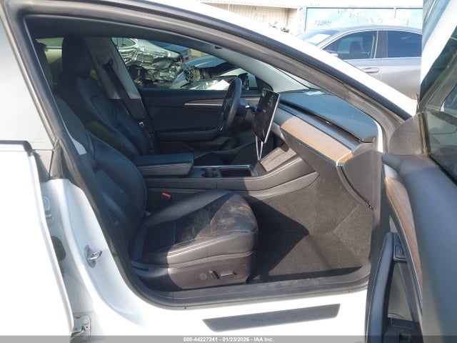 2021 TESLA MODEL 3 5YJ3E1EAXMF095762 Photo 4