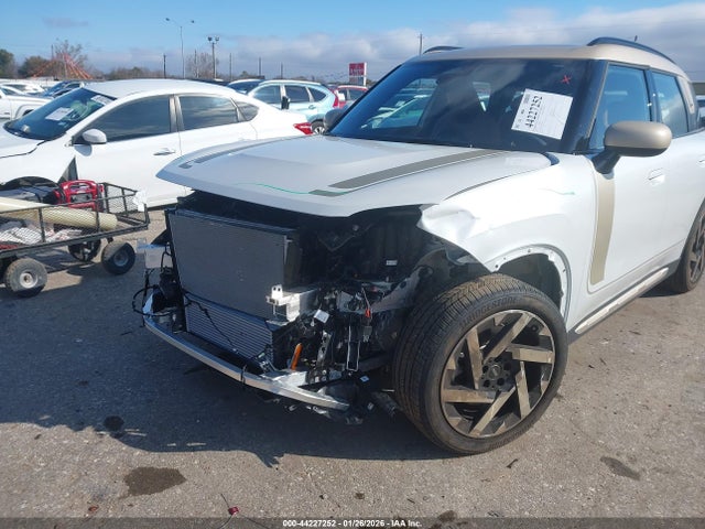2025 MINI COUNTRYMAN WMZ23GA05S7T70121 Photo 5