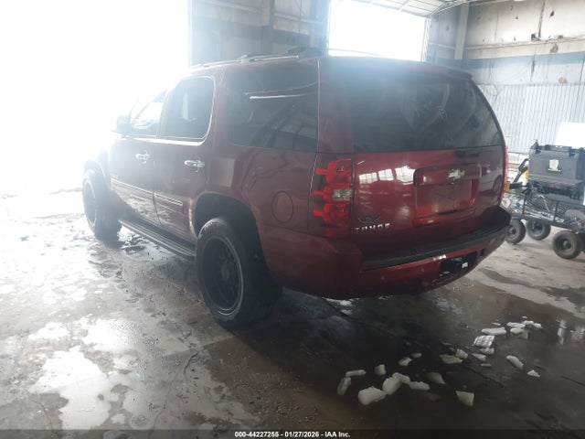 2011 CHEVROLET TAHOE 1GNSCBE0XBR110242 Photo 2