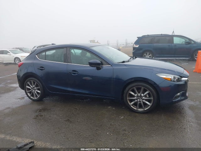 3MZBN1L31JM243544 Mazda Mazda3 Touring