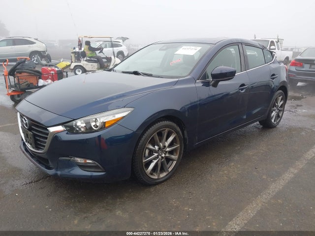 3MZBN1L31JM243544 Mazda Mazda3 Touring
