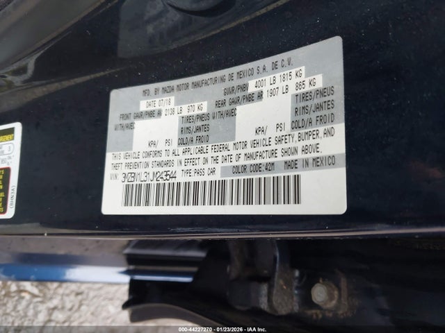 3MZBN1L31JM243544 Mazda Mazda3 Touring