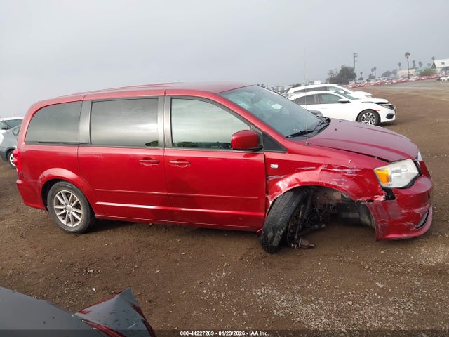2C4RDGBG1ER421978 Dodge Grand Caravan Se 30th Anniversary