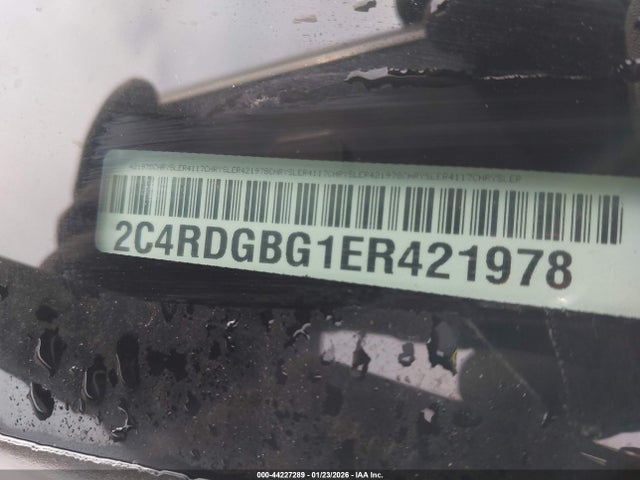 2C4RDGBG1ER421978 Dodge Grand Caravan Se 30th Anniversary