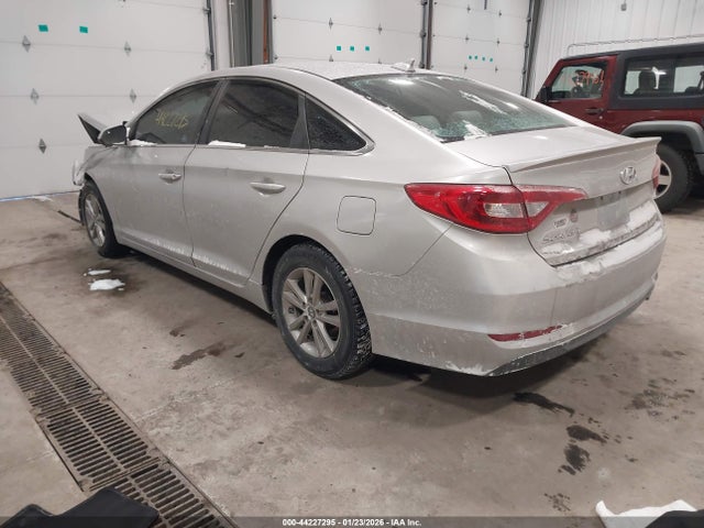 5NPE24AF2HH471558 Hyundai SONATA SE