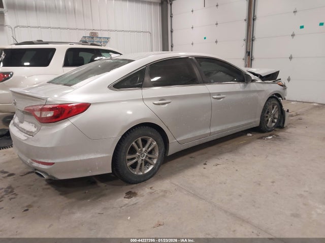 5NPE24AF2HH471558 Hyundai SONATA SE