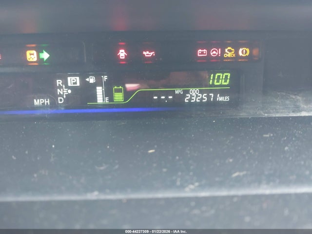 JTDZN3EUXEJ007156 Toyota Prius V Five