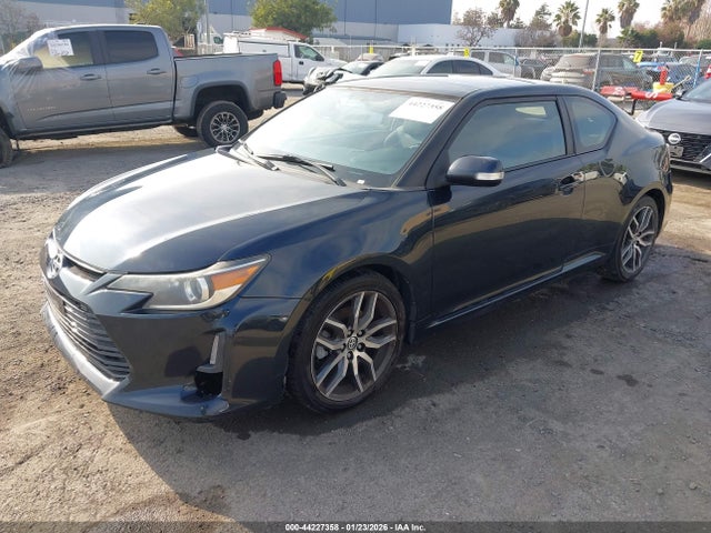 Scion TC 2016 JTKJF5C74GJ022444 Image 2