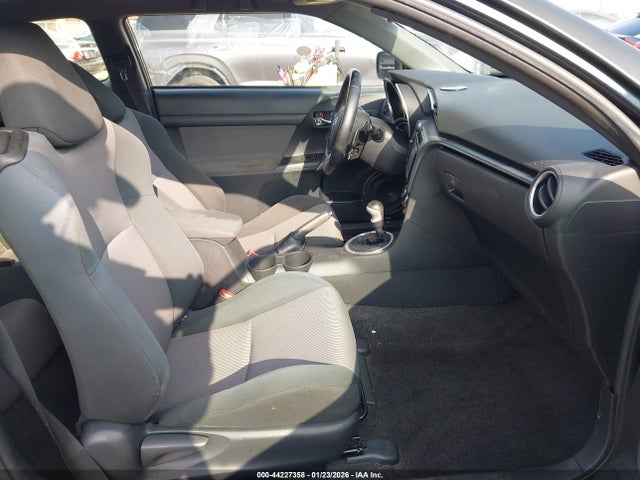 Scion TC 2016 JTKJF5C74GJ022444 Image 5