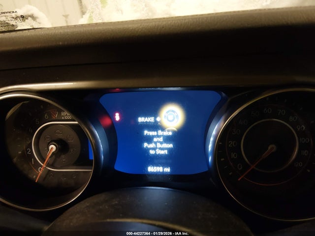 44227364 :رقم المزاد ، 1C4HJXEG7KW604997 vin ، 2019 Jeep Wrangler Unlimited Sahara مزاد بيع