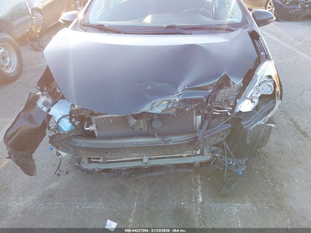 JTDKDTB36E1060856 Toyota Prius C Two