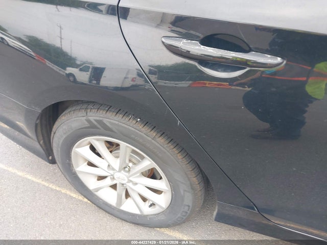 5NPE24AA6JH698228 Hyundai SONATA ECO