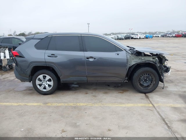 2T3H1RFV6NC176322 Toyota RAV4 LE