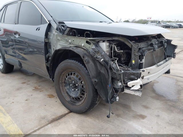 2T3H1RFV6NC176322 Toyota RAV4 LE