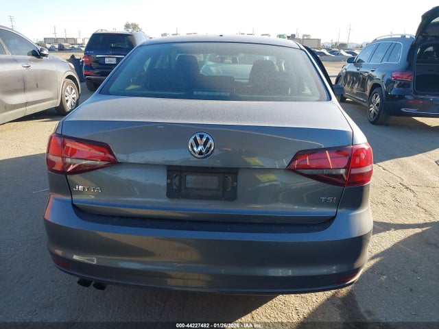 3VW2B7AJ4HM297704 Volkswagen Jetta 1.4t S