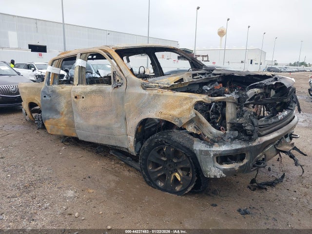 44227483 :رقم المزاد ، 1C6SRFKT0KN563782 vin ، 2019 Ram 1500 Longhorn  4x4 5'7 Box مزاد بيع