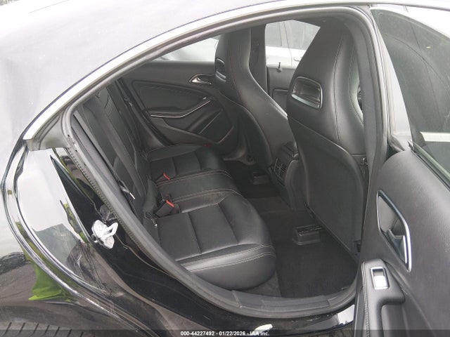 Mercedes-Benz CLA 250 2018 WDDSJ4EB0JN613883 Image 8
