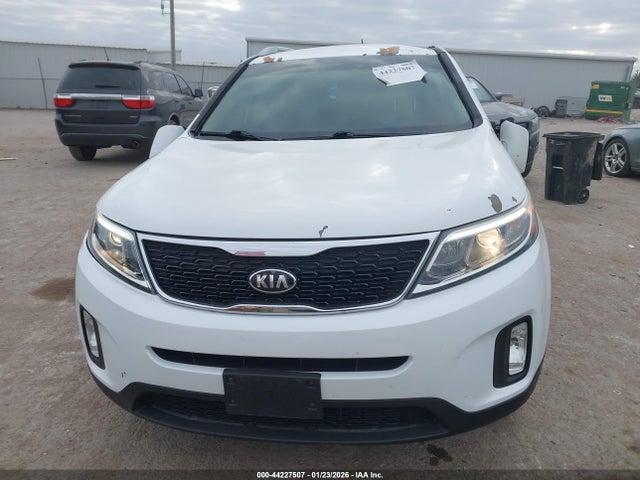 Продаж на аукціоні авто 2015 Kia Sorento Lx, vin: 5XYKTCA62FG624177, номер лоту: 44227507