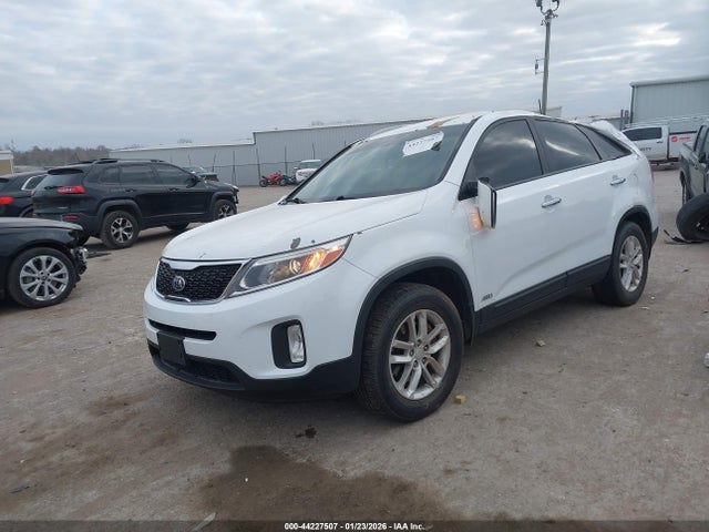 Продаж на аукціоні авто 2015 Kia Sorento Lx, vin: 5XYKTCA62FG624177, номер лоту: 44227507