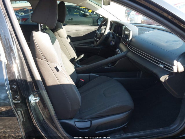 KMHLL4AG6MU191750 Hyundai ELANTRA SE