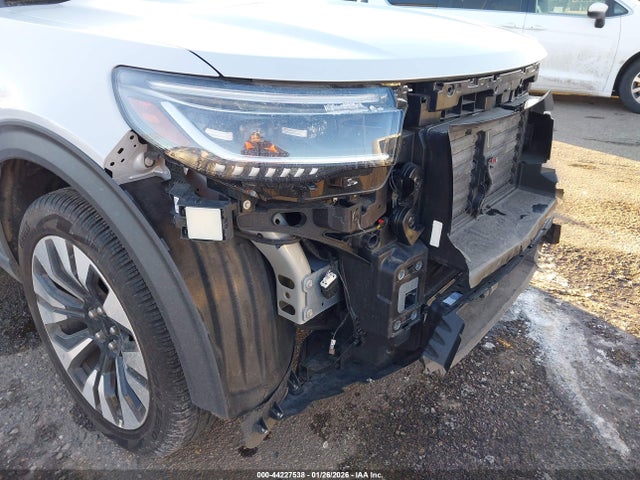 1FMUK8HH0SGB65010 Ford Explorer Platinum
