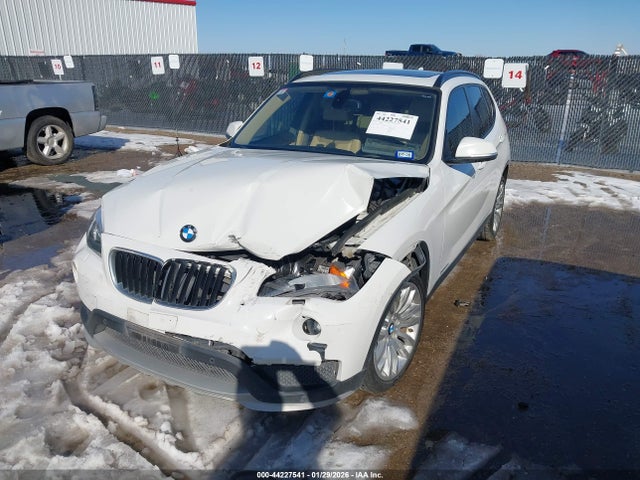 44227541 :رقم المزاد ، WBAVL1C58FVY40370 vin ، 2015 Bmw X1 Xdrive28i مزاد بيع