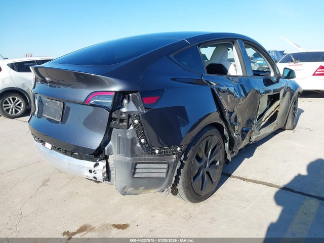7SAYGDED2SA374034 Tesla Model Y Long Range Dual Motor Rear-wheel Drive
