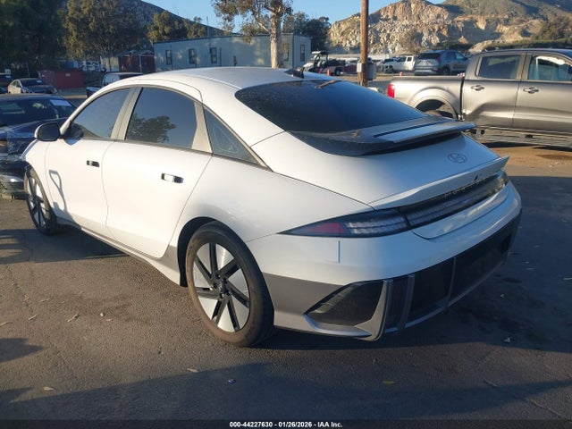 2024 HYUNDAI IONIQ 6 KMHM24AA3RA070296 Photo 2
