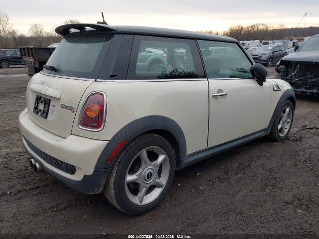 2009 MINI COOPER S WMWMF73539TW83854 Photo 3