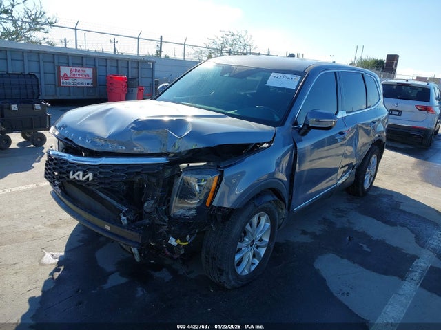 5XYP24HC4NG269120 KIA Telluride Lx