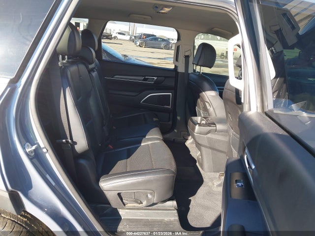 5XYP24HC4NG269120 KIA Telluride Lx