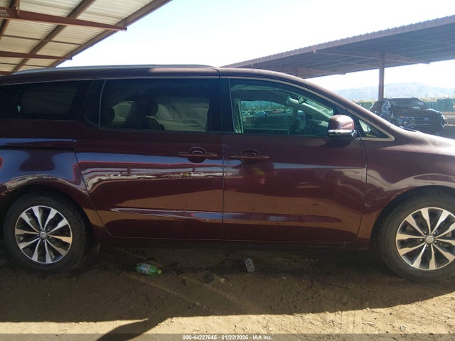 KIA Sedona Sx 2018 KNDMC5C14J6389069 Image 13