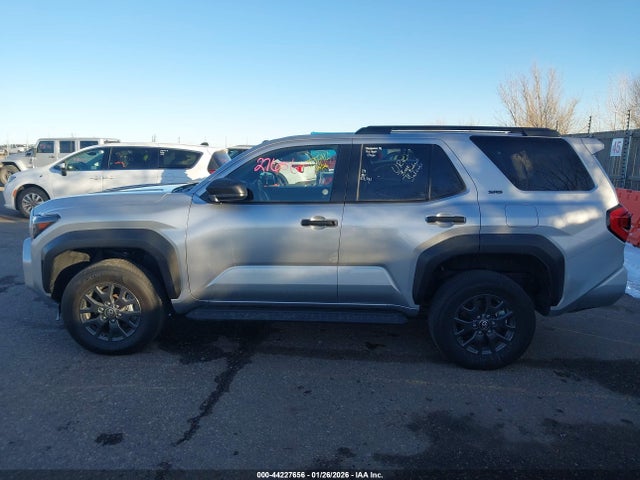 Aukcja sprzedaży 2025 Toyota 4runner Sr5, vin: JTEVA5BR9S5008031, numer aukcji: 44227656