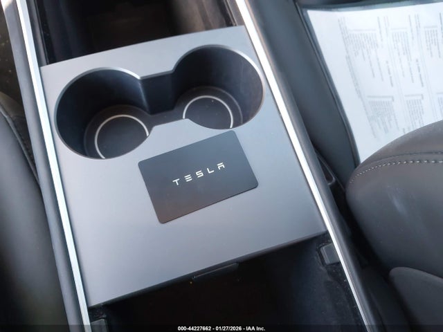 2024 TESLA MODEL Y 7SAYGDED0RF164903 Photo 10