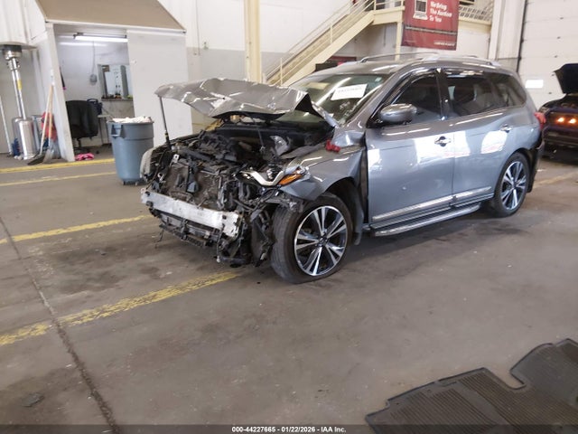 Nissan Pathfinder Platinum 2019 5N1DR2MM9KC636218 Image 2