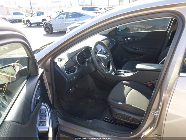 1G1ZD5ST5PF176347 Chevrolet Malibu Fwd 1lt