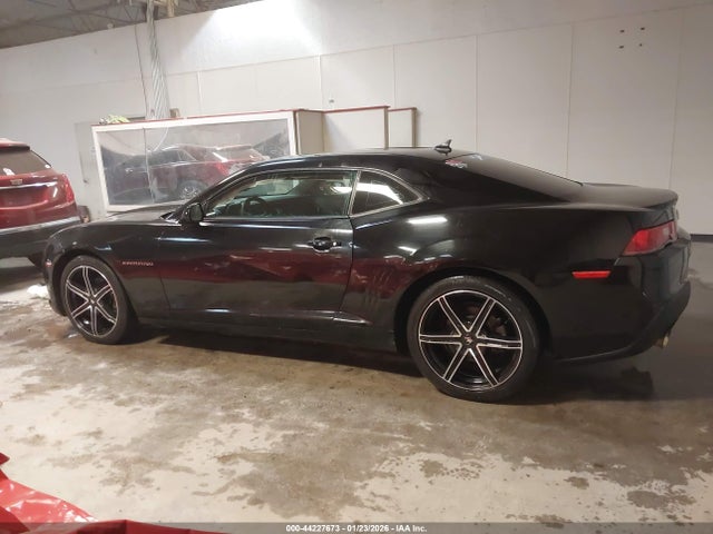 Продажа на аукционе авто 2015 Chevrolet Camaro 2ls, vin: 2G1FB1E36F9303269, номер лота: 44227673