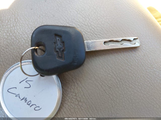 Продажа на аукционе авто 2015 Chevrolet Camaro 2ls, vin: 2G1FB1E36F9303269, номер лота: 44227673