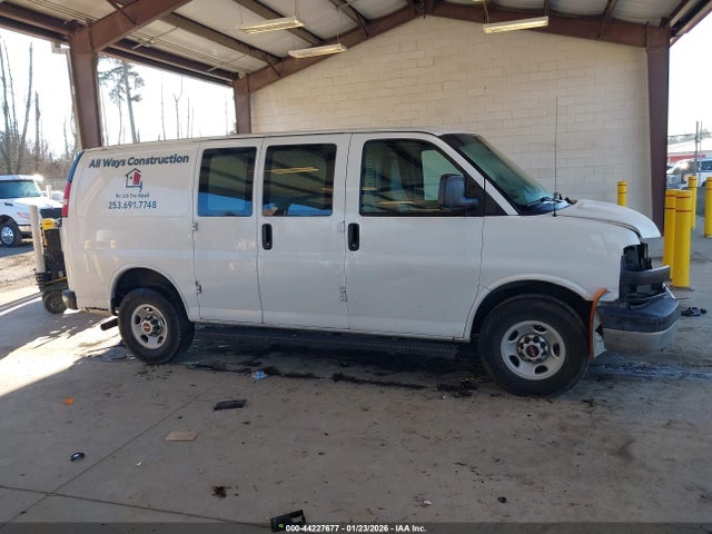 GMC Savana 2500 Work Van 2015 1GTW7FCF5F1905104 Image 14