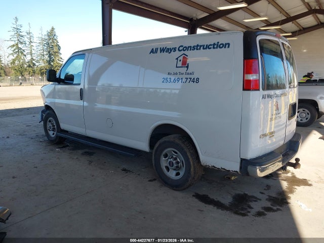 GMC Savana 2500 Work Van 2015 1GTW7FCF5F1905104 Image 3