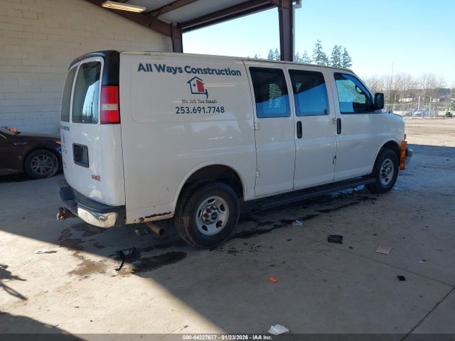 GMC Savana 2500 Work Van 2015 1GTW7FCF5F1905104 Image 4
