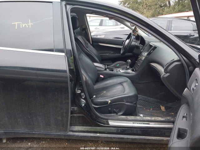 44227697 :رقم المزاد ، JN1CV6AP2FM580207 vin ، 2015 Infiniti Q40 مزاد بيع