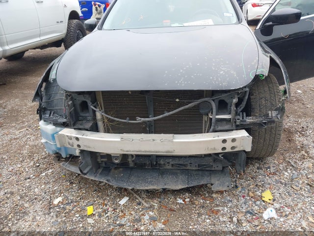 44227697 :رقم المزاد ، JN1CV6AP2FM580207 vin ، 2015 Infiniti Q40 مزاد بيع
