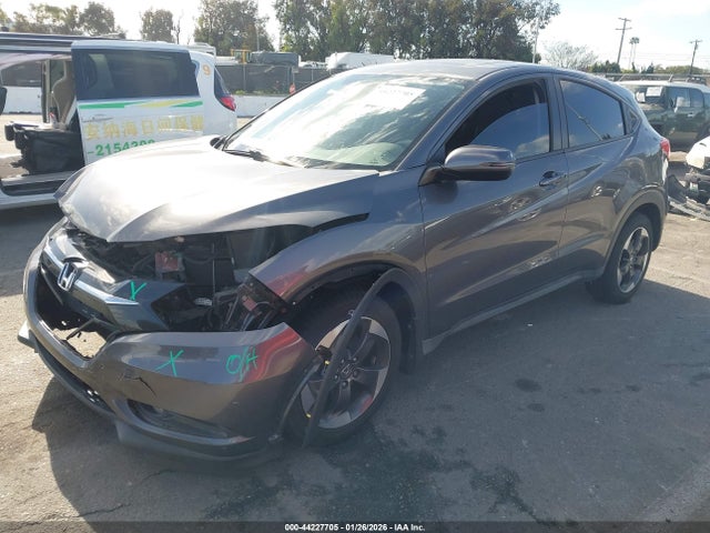 2018 HONDA HR-V 3CZRU6H52JG718624 Photo 1