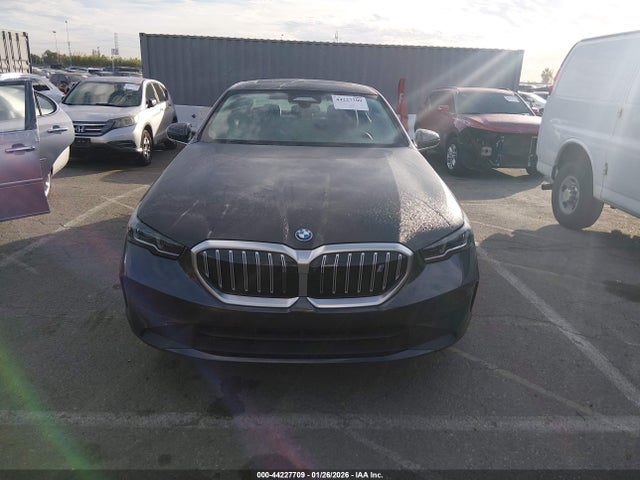 WBY33FK08RCR92614 BMW I5 Edrive40