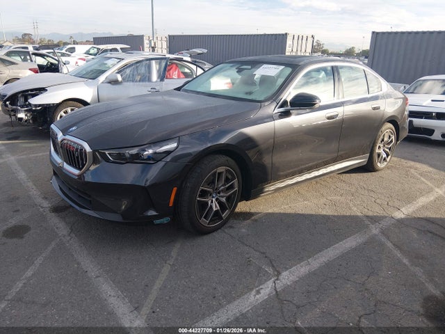 WBY33FK08RCR92614 BMW I5 Edrive40