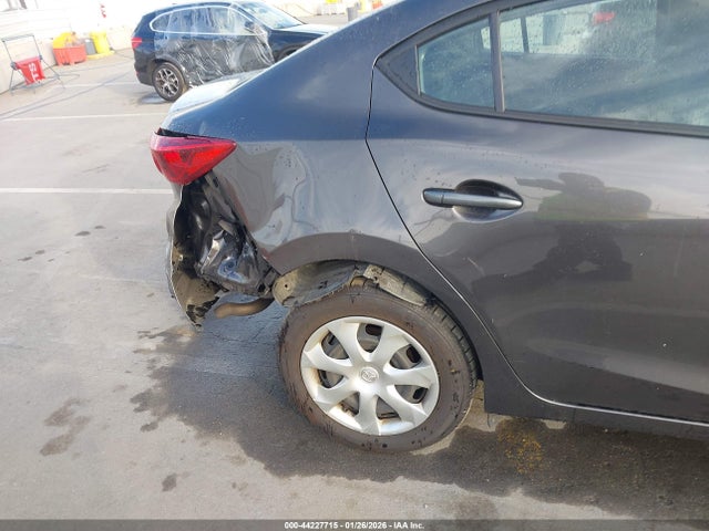3MZBN1U70HM108566 Mazda Mazda3 Sport
